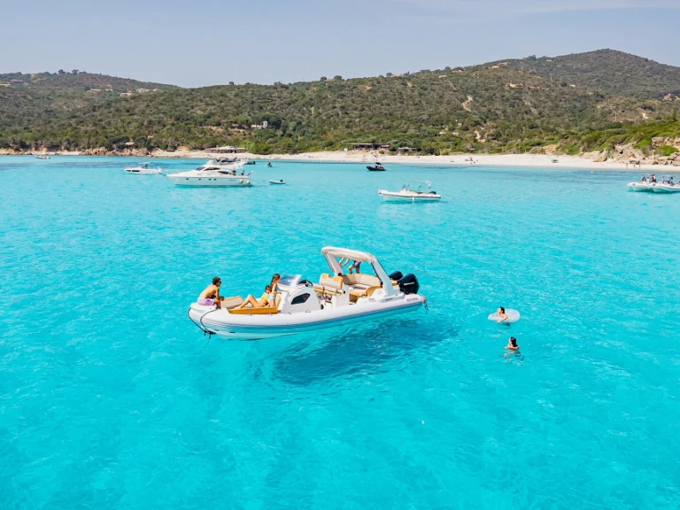 Bootverhuur Zodiac Medline 9 in Propriano via SamBoat