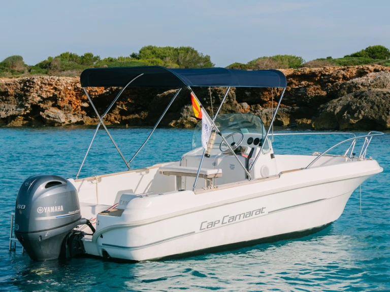 Motorboot te huur in Cala en Bosch voor de beste prijs