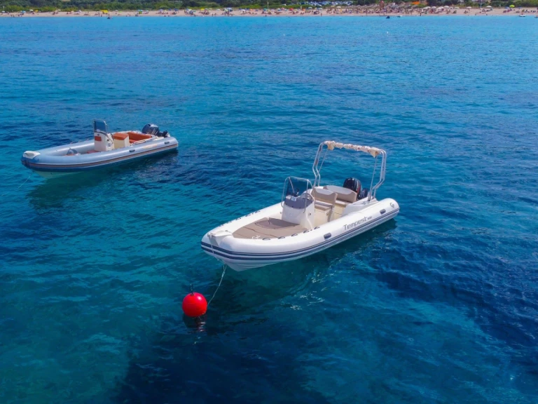 Verhuur RIB in Cannigione - Capelli Tempest 600