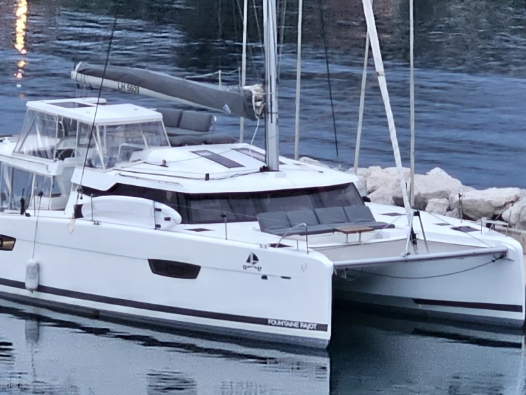 Huur een Fountaine Pajot Elba 45 in Naxos (City)