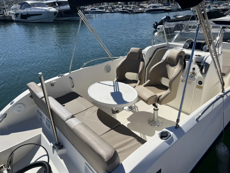 Huur Motorboot met of zonder schipper Quicksilver in Cannes