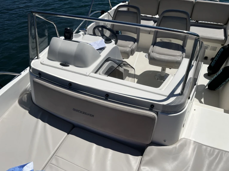 Motorboot te huur in Saint-Malo voor de beste prijs