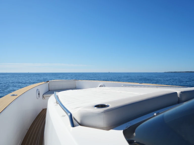 Huur Motorboot met of zonder schipper Pardo Yachts in Golfe-Juan