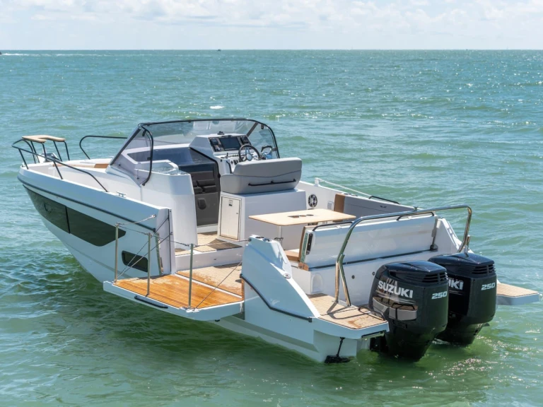 Verhuur Motorboot in Cogolin - Bénéteau Flyer 9