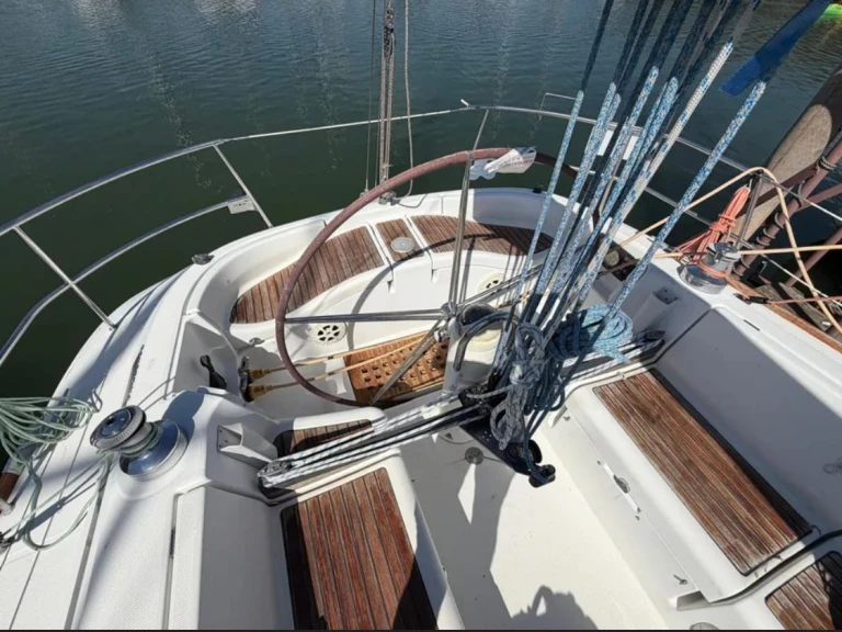 Bootverhuur Bénéteau First 42 S7 in Le Marin via SamBoat
