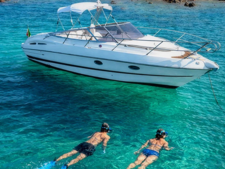 Bootverhuur La Maddalena goedkoop Cranchi 28 CSL