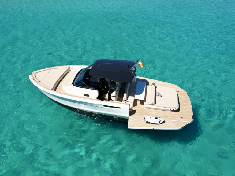 Huur een BELLINI 36 in Ibiza Town