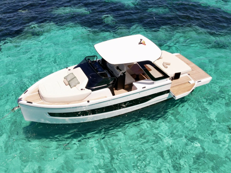 Verhuur Motorboot in Ibiza Town - Cranchi A32
