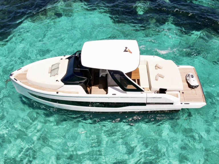 Motorboot te huur in Ibiza Town voor de beste prijs