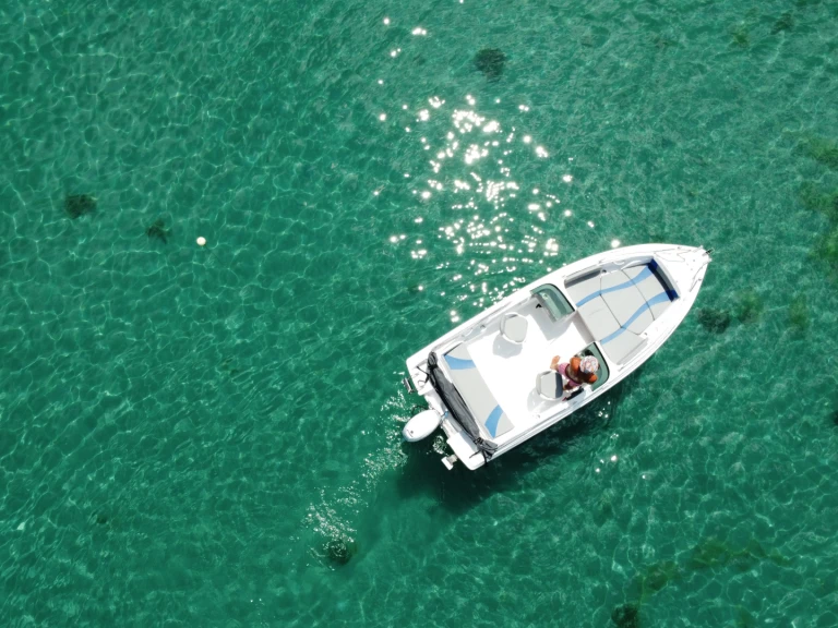 Motorboot te huur in Chalkidikís voor de beste prijs