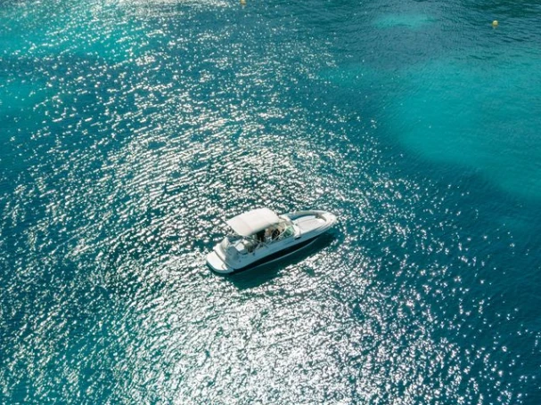 Sea Ray Sea Ray 240 Sundeck te huur van particulier of professional in Santa ponça