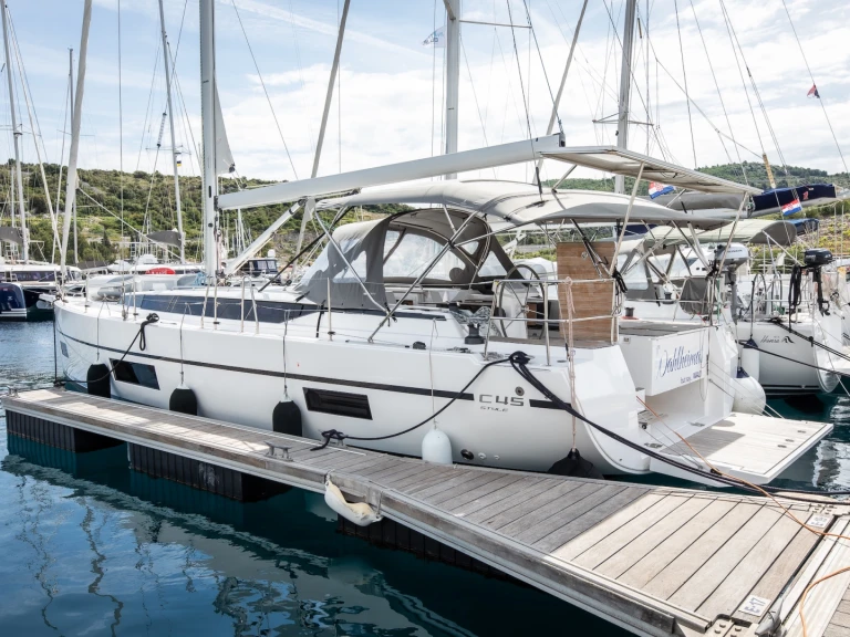 Verhuur Zeilboot Bavaria met vaarbewijs