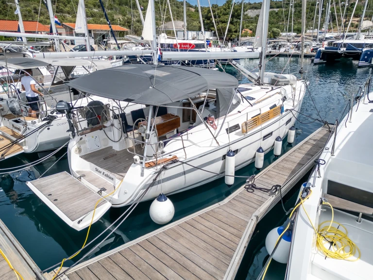 Jachthuur in Primošten - Bavaria Cruiser 40 via SamBoat