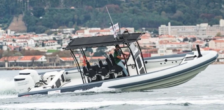 Huur een Searib's 9.60 PRO in Arzon