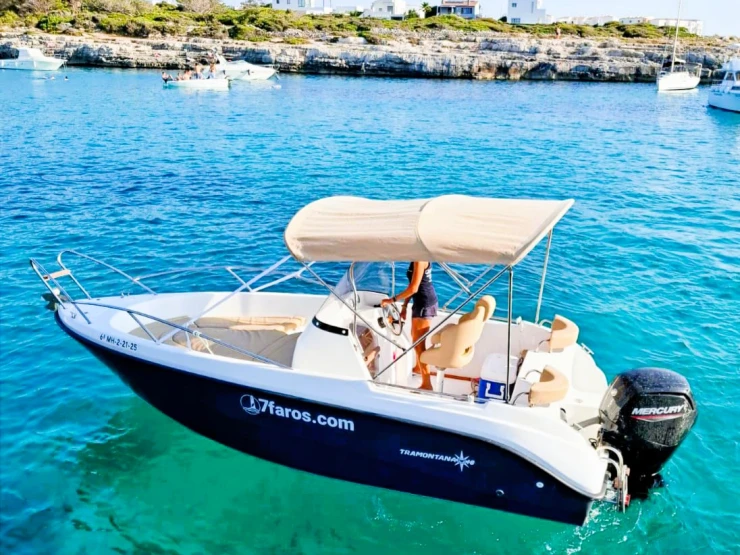 Motorboot te huur in Ciutadella de Menorca voor de beste prijs