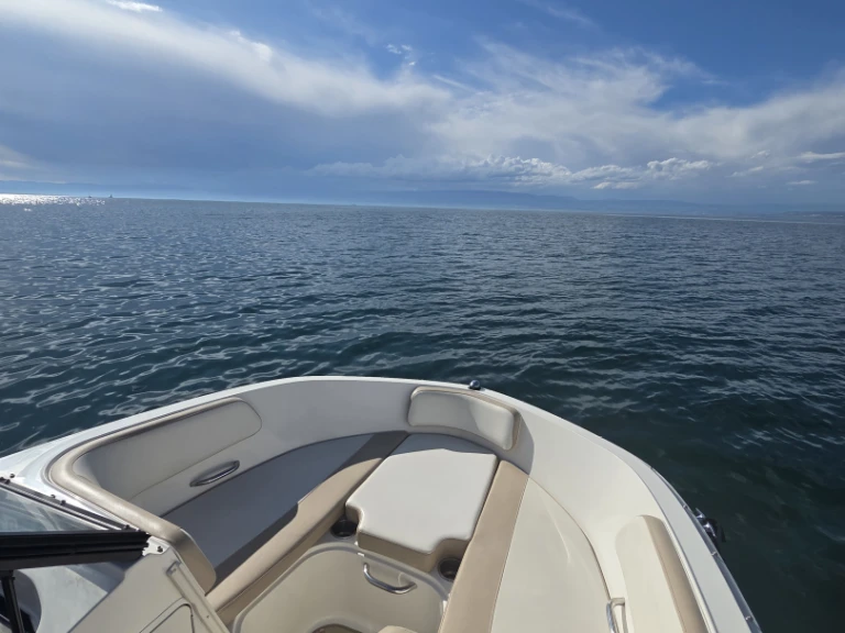 Jachthuur in Lugrin - Bayliner VR5 via SamBoat