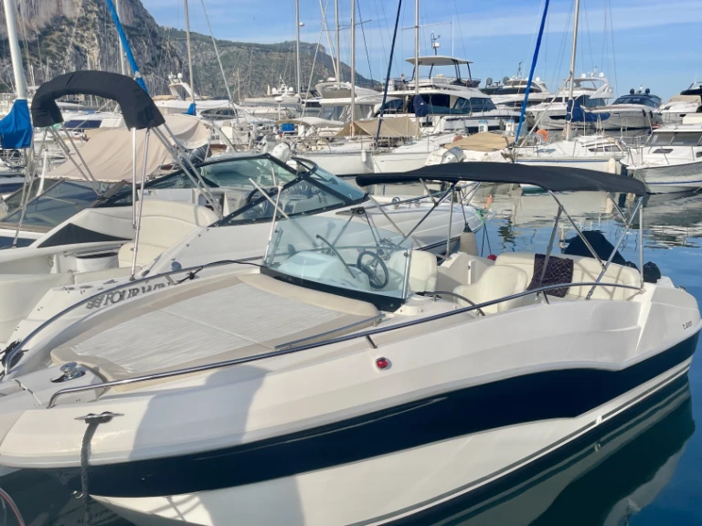 Verhuur Motorboot Rio met vaarbewijs
