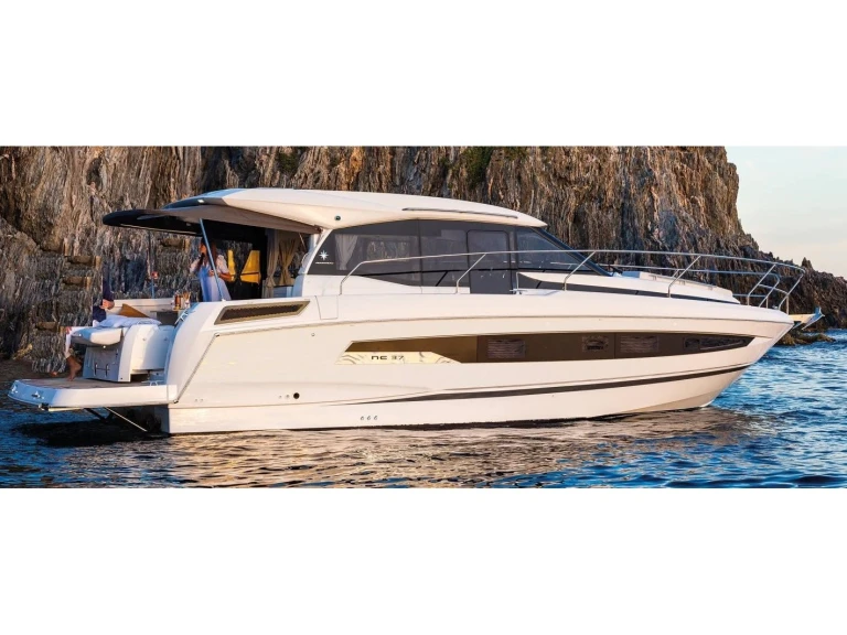 Verhuur Motorboot Jeanneau met vaarbewijs