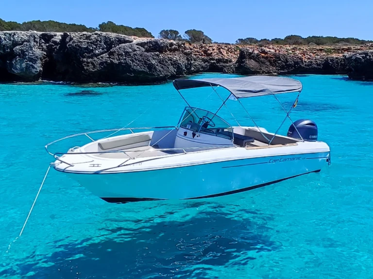Huur een Jeanneau Cap Camarat 625 in Cala en Bosch