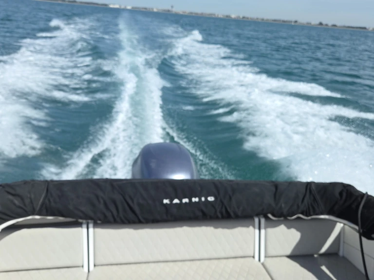 Motorboot te huur in Port-Camargue voor de beste prijs