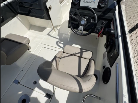 Bootverhuur Aix-les-Bains goedkoop Activ 555 Bowrider