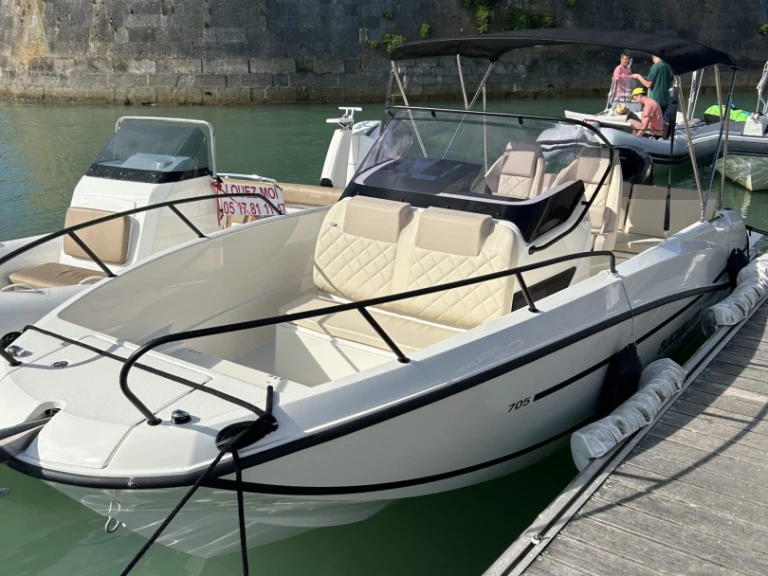 Bootverhuur Quicksilver 705 Open in La Rochelle via SamBoat