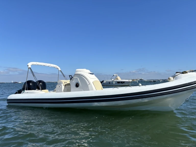 Huur een Nuova Jolly Prince 28 in Grand Piquey
