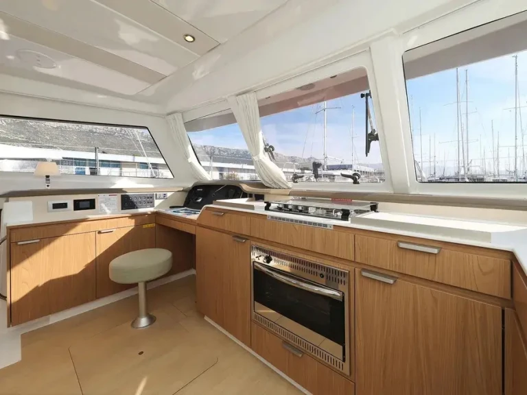 Bootverhuur Bali Bali Catspace Voile in Saint George via SamBoat