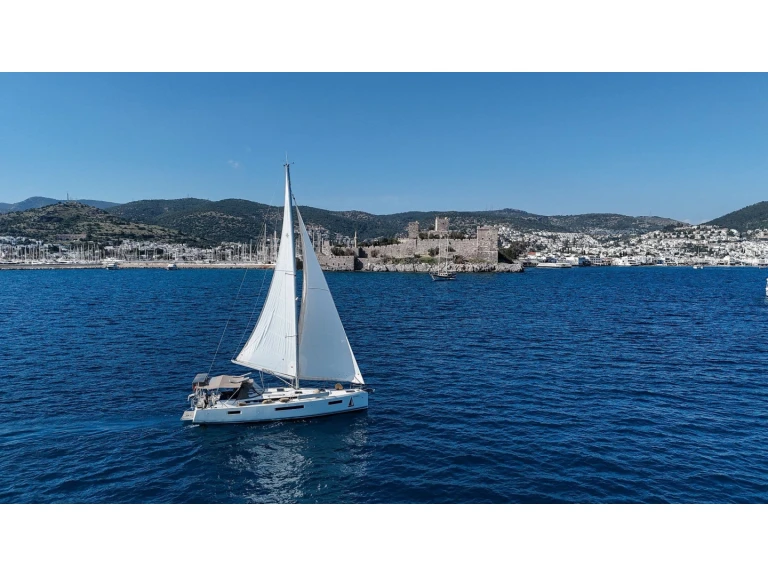 Huur Zeilboot met of zonder schipper Jeanneau in Bodrum