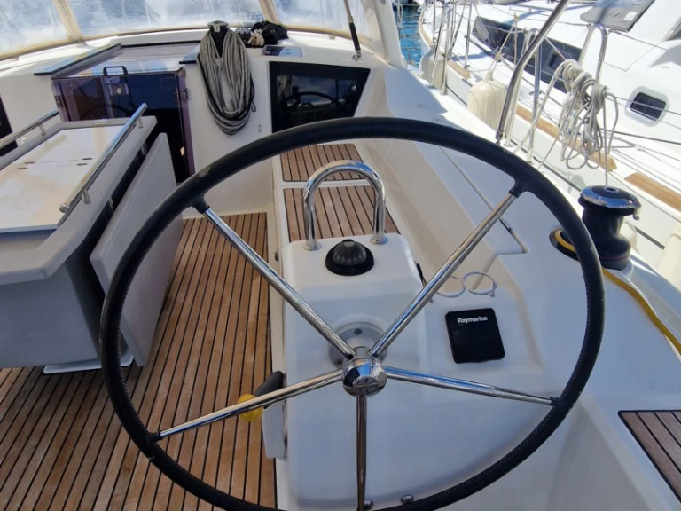 Bootverhuur Bénéteau Oceanis 41.1 in Gouviá via SamBoat