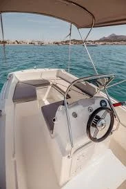 Bootverhuur V2 BOATS 5.0 SPORT in Torredembarra via SamBoat