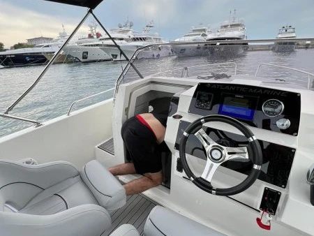 Verhuur Motorboot Atlantic met vaarbewijs