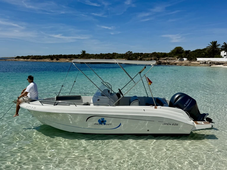 Bootverhuur Pacific Craft Pacific Craft 625 Open Trendy in Ibiza Town via SamBoat