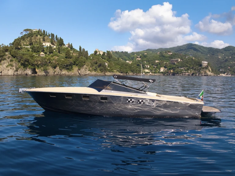 Huur Motorboot met of zonder schipper Magnum in Saint-Tropez
