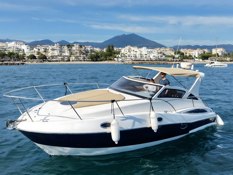 Huur een Moa Platinum 32 in Marbella