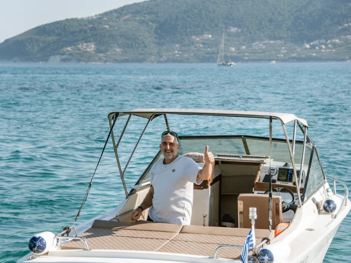 Motorboot te huur in Zakynthos voor de beste prijs