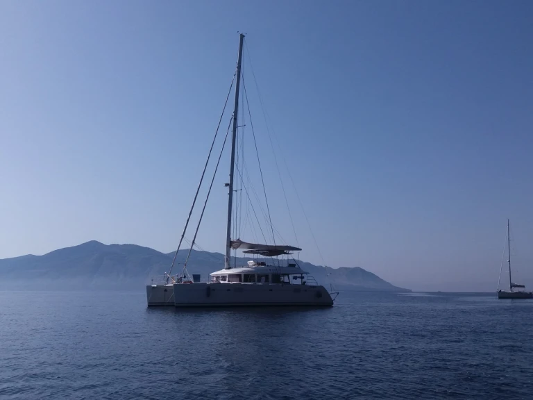 Bootverhuur Lagoon Lagoon 560 in Capo d'Orlando via SamBoat