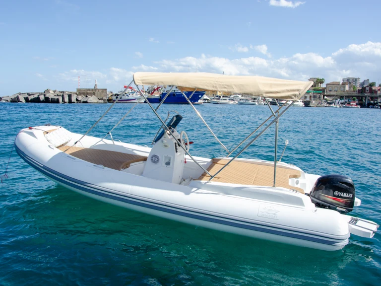 Huur RIB met of zonder schipper Gem in Catania