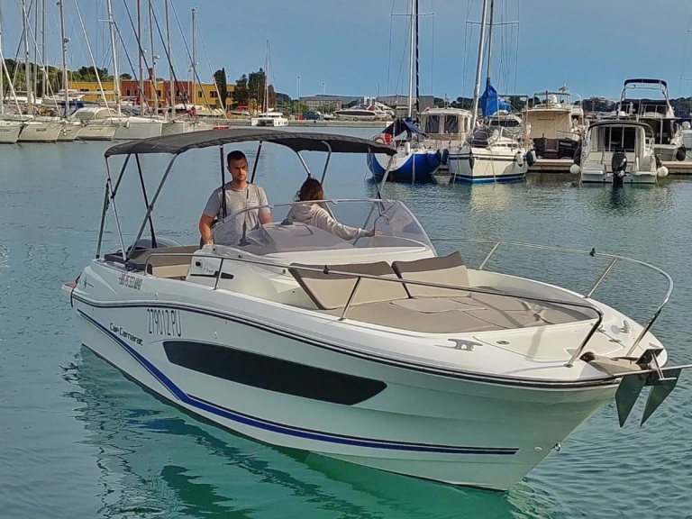 Verhuur Motorboot in Pula - Jeanneau Cap Camarat 7.5 WA Serie 2