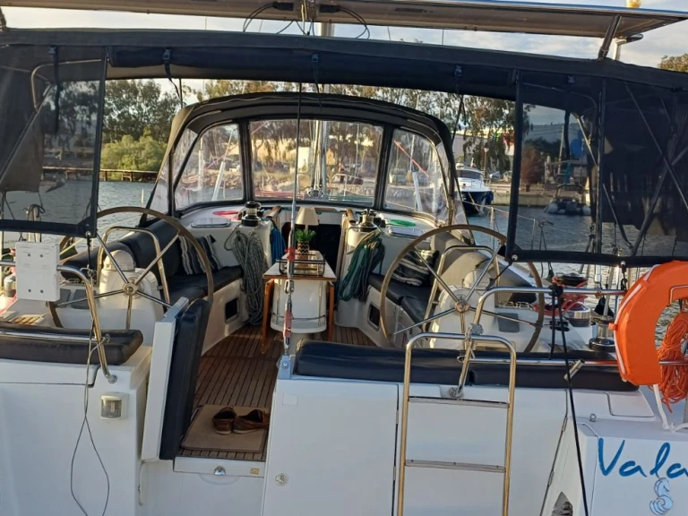 Huur Zeilboot met of zonder schipper Bénéteau in Athene
