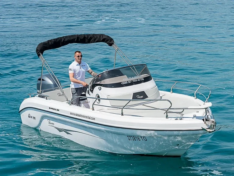  Shadow 22 te huur van particulier of professional in Trogir