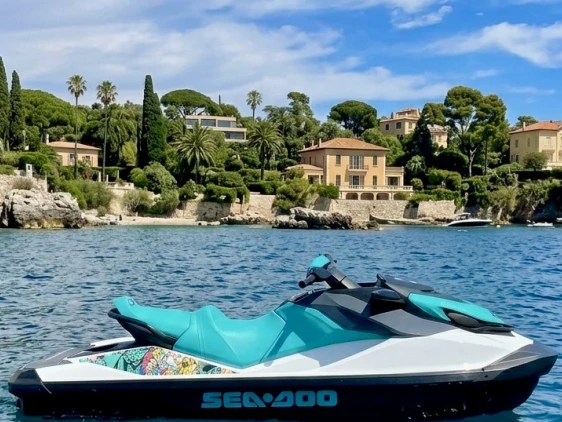 Huur Jet Ski met of zonder schipper Sea-Doo in Antibes