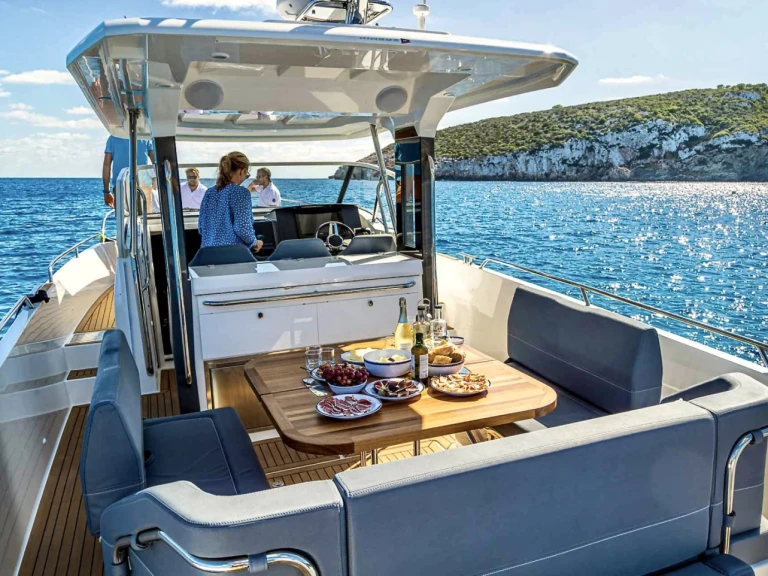 Jachthuur in Nice - Nimbus T11 via SamBoat