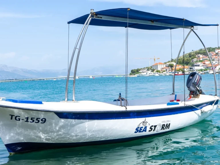 Huur een  Motorboat in Trogir