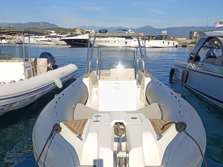 RIB te huur in Ajaccio voor de beste prijs