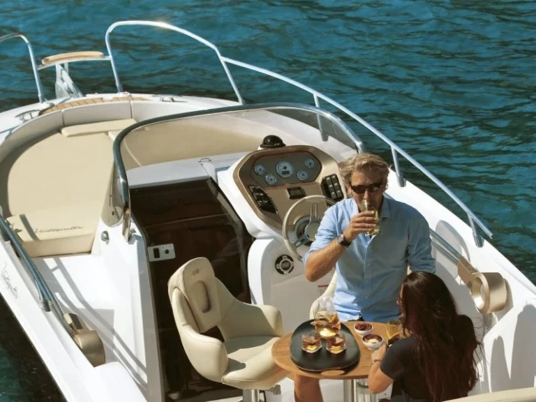 Verhuur Motorboot Sessa Marine met vaarbewijs
