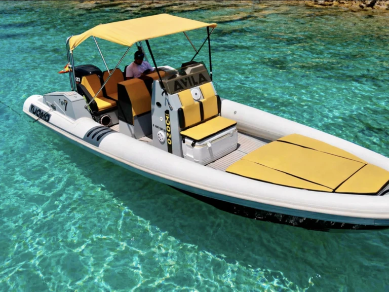 Huur een Avila Tuono TYPE 7 in Santa Eulària des Riu