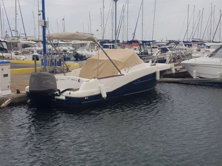 Huur een Jeanneau Cap Camarat 7.5 WA in Martigues