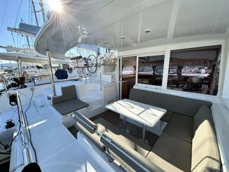 Catamaran te huur in Nydri voor de beste prijs