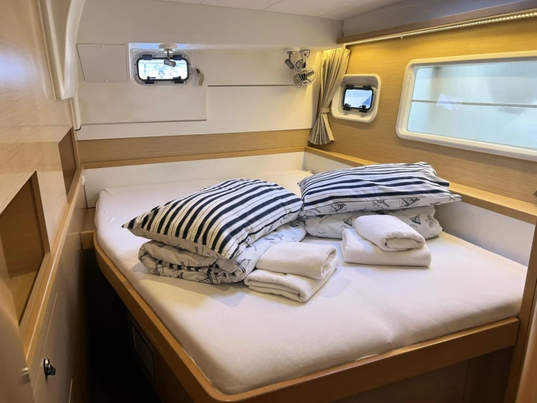 Lagoon Lagoon 400 S2 te huur van particulier of professional in Nydri